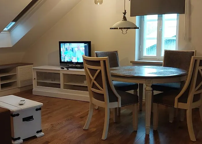 Kastani * تالين